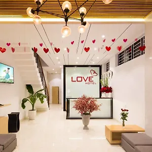 https://love-nha-trang-hotel.nhatrangbesthotels.com