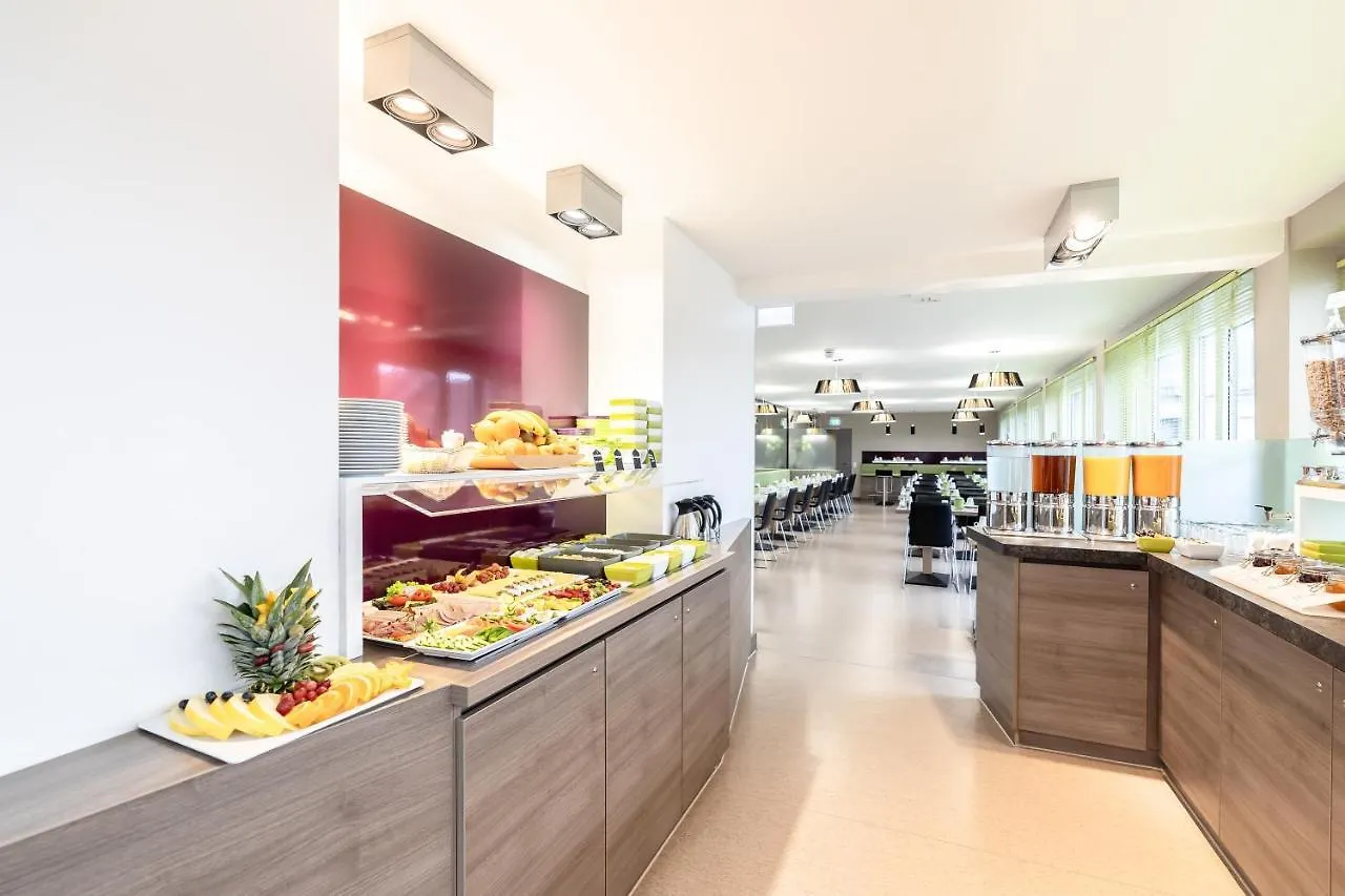 Hotel Demas City München 3*,