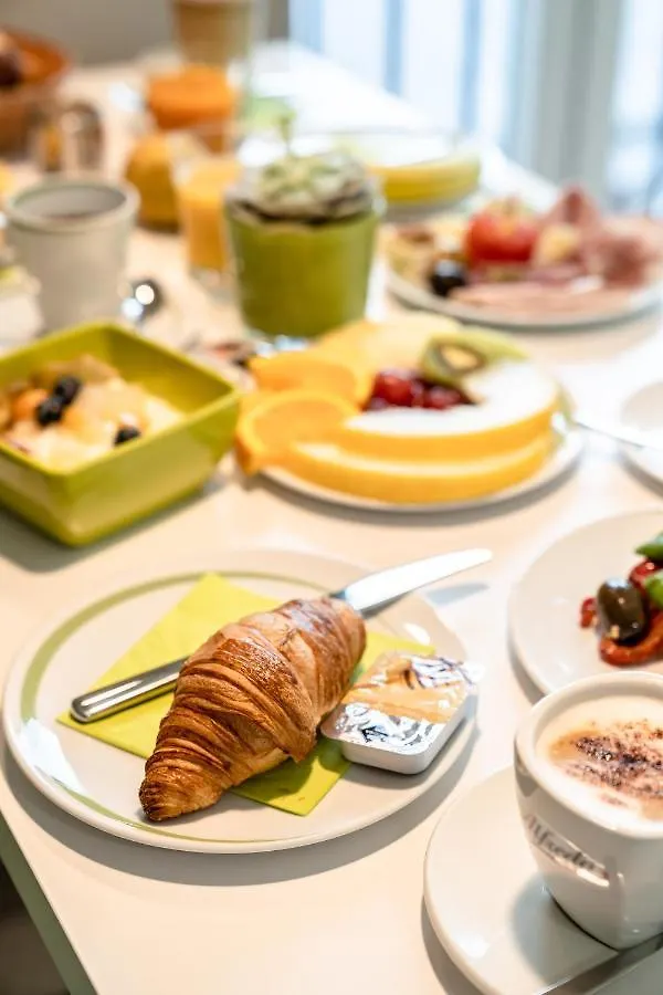 Hotel Demas City Munich 3*,